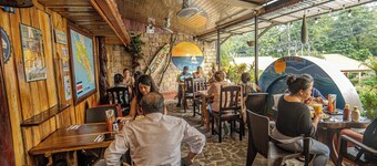 COSTA LINDA ART HOSTEL
