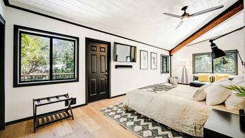 4 bedrooms, WiFi, bed sheets