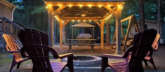 Pet Friendly Lake Gaston Home with Neighborhood Beach & Boat Ramp Access