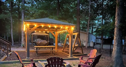 Pet Friendly Lake Gaston Home with Neighborhood Beach & Boat Ramp Access