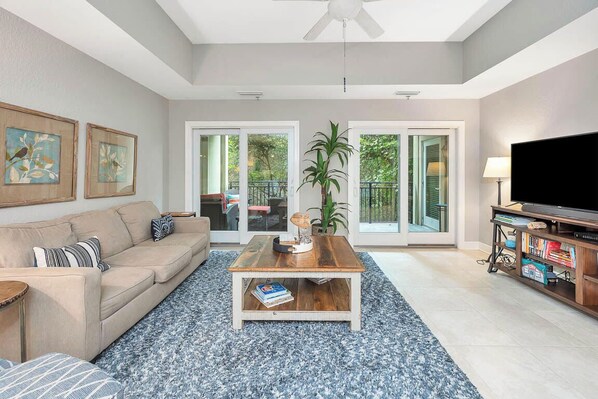 Smart TV - South Island - Walk to beach, village & island’s best restaurants! FLETC-TDY (St. Simons Island)