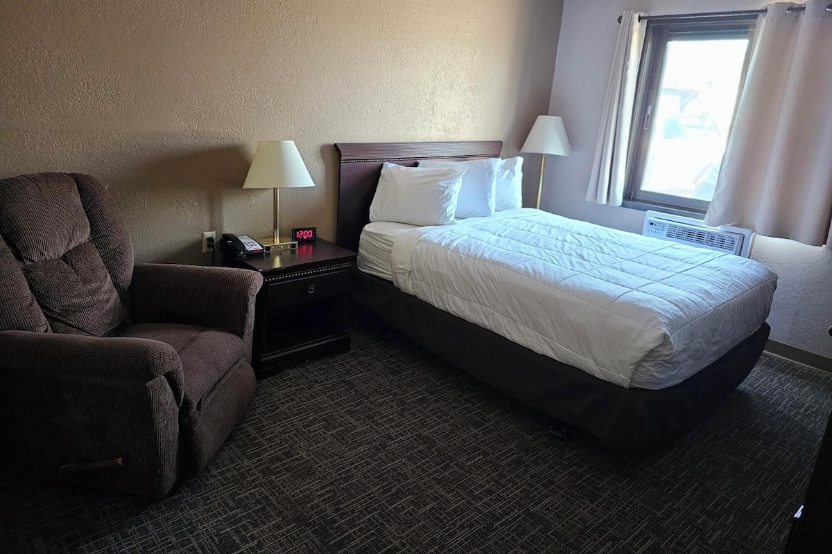 Classic Single Room