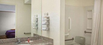 Economy Hotel Wichita- Florence St. 