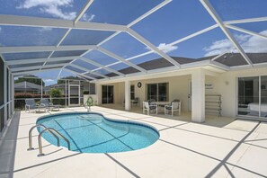 Pool - Villa Grandjean 4 bedroom with private pool! (Inverness)