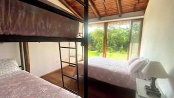 3 chambres, Wi-Fi gratuit, draps fournis