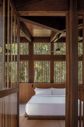 Tree House (Jungle) | Premium bedding, down comforters, minibar, in-room safe