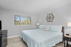 3 Schlafzimmer, Schreibtisch, WLAN, Bettwäsche