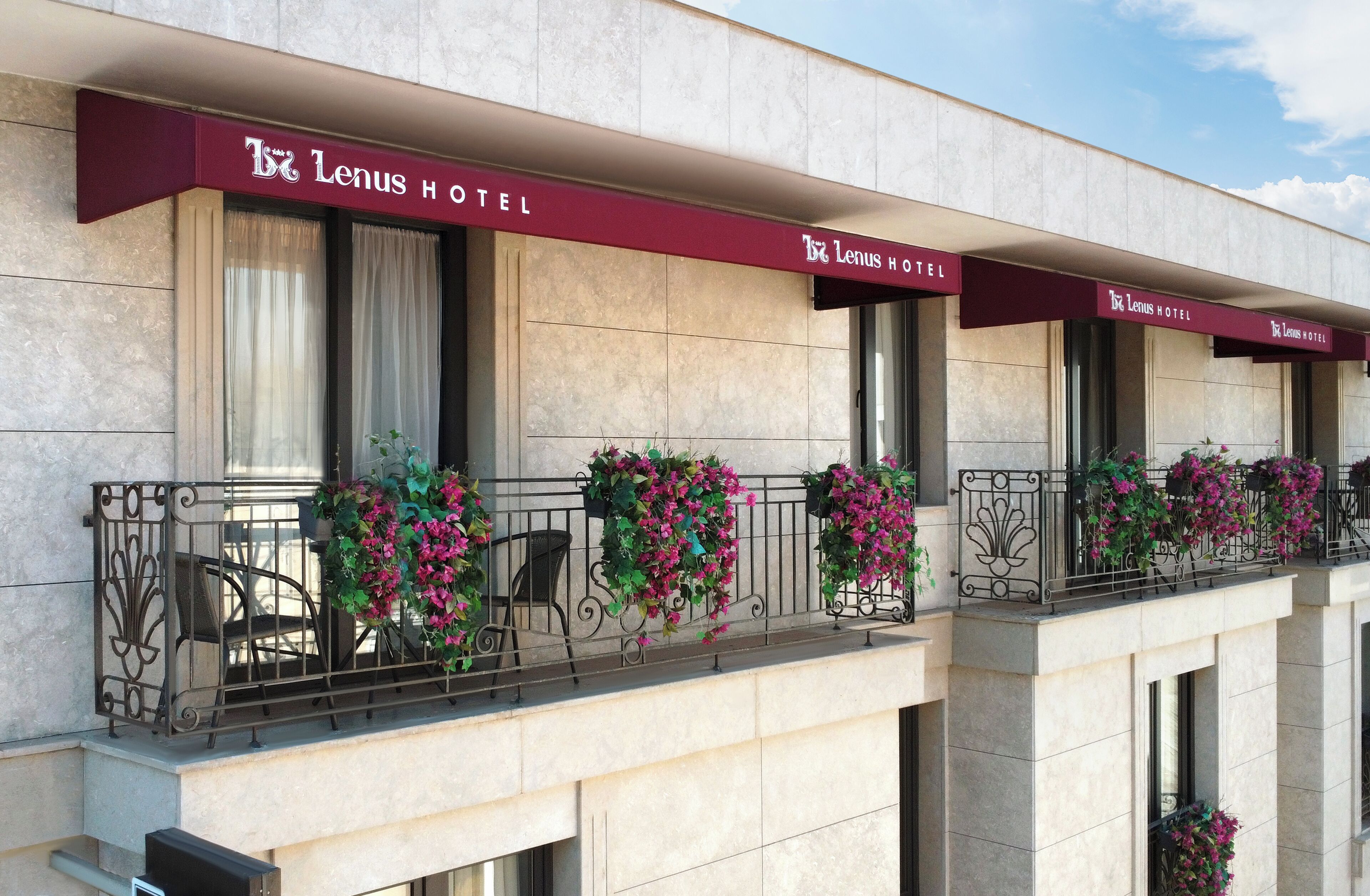 Panoramic Room | Terrace/patio