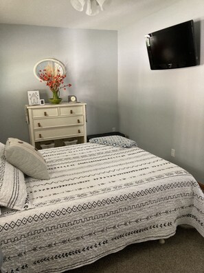 1 chambre, fer et planche à repasser, Wi-Fi gratuit, draps fournis