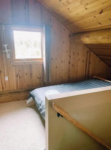 Cabin(s) available for family(s) next to other
