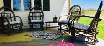 Tranquil Leelanau Farmhouse