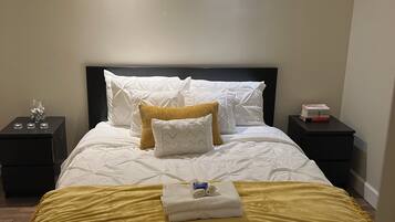 2 chambres, fer et planche Ă repasser, Wi-Fi gratuit, draps fournis