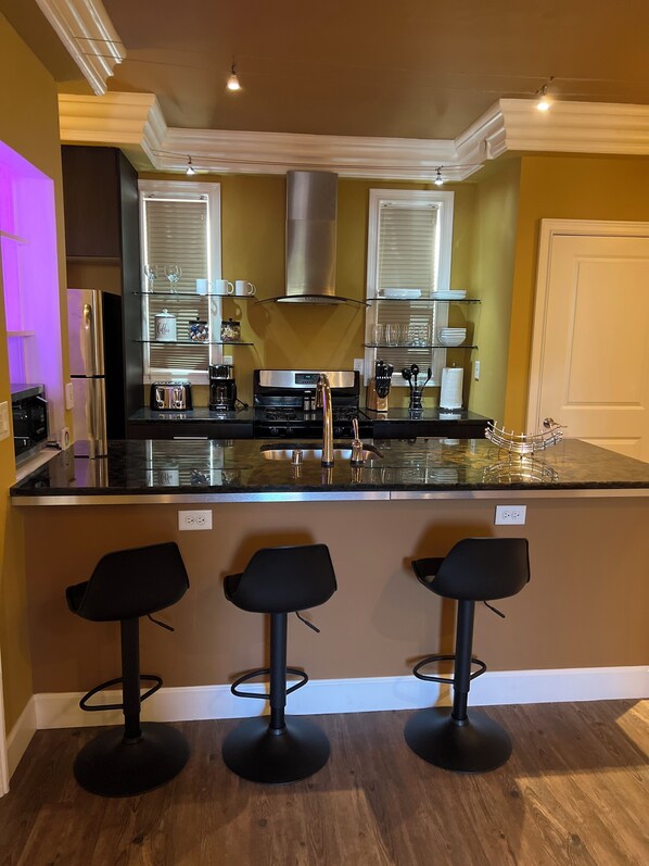 Fridge, microwave, oven, stovetop