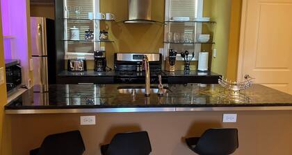 2 Bed Villa heart of Downtown