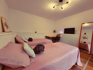 1 bedroom, iron/ironing board, bed sheets - Quarto Jardim (São Paulo)