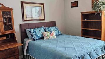 3 quartos, Wi-Fi de cortesia, roupa de cama