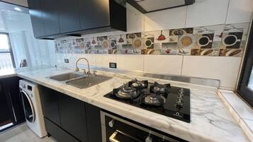 Fridge, microwave, oven, coffee/tea maker