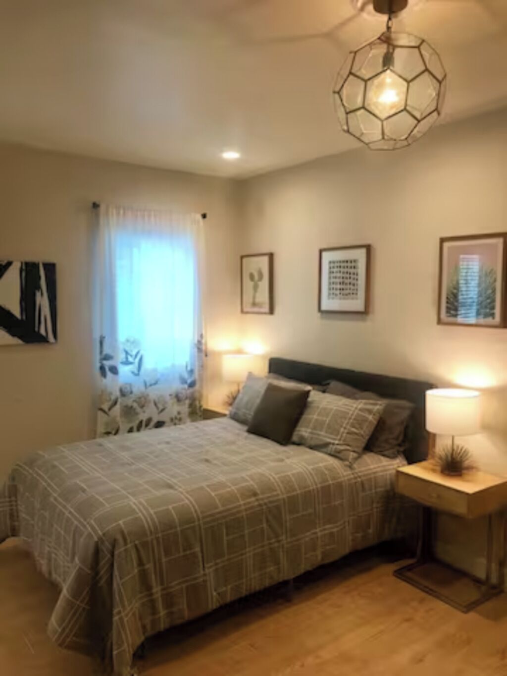 Downtown studio close to medical corridor