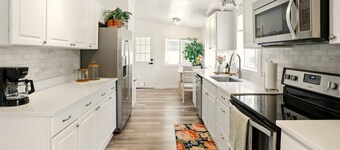 Family-friendly home - A block to Hyrum Lake!