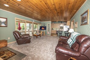 Smart TV, fireplace, DVD player, books