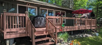 Lake Kawaguesaga! Private Dock! Bikes, Canoe+Kayak Included! June Dates Open!
