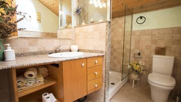 Bathtub, hair dryer