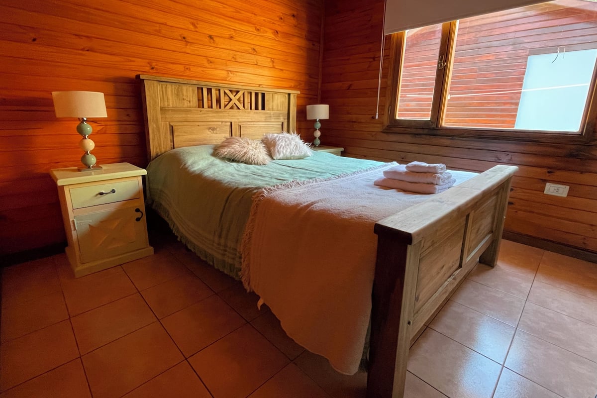 Family Cabin | 1 bedroom, down comforters, free WiFi, bed sheets