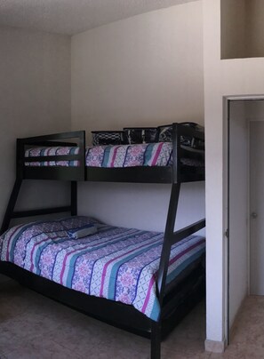 2 slaapkamers, wifi, beddengoed
