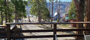 Property grounds - Rustic Lakeview Lodge at Bass Lake. Bookable boat slip! (Bass Lake)