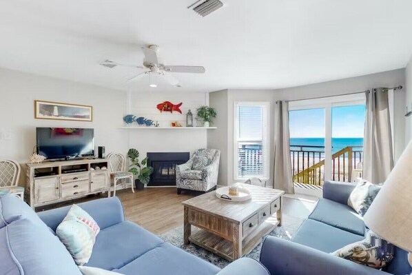 スマートテレビ、DVD プレーヤー、書庫