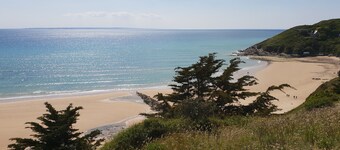 Joli Studio Neuf Proche de la Plage