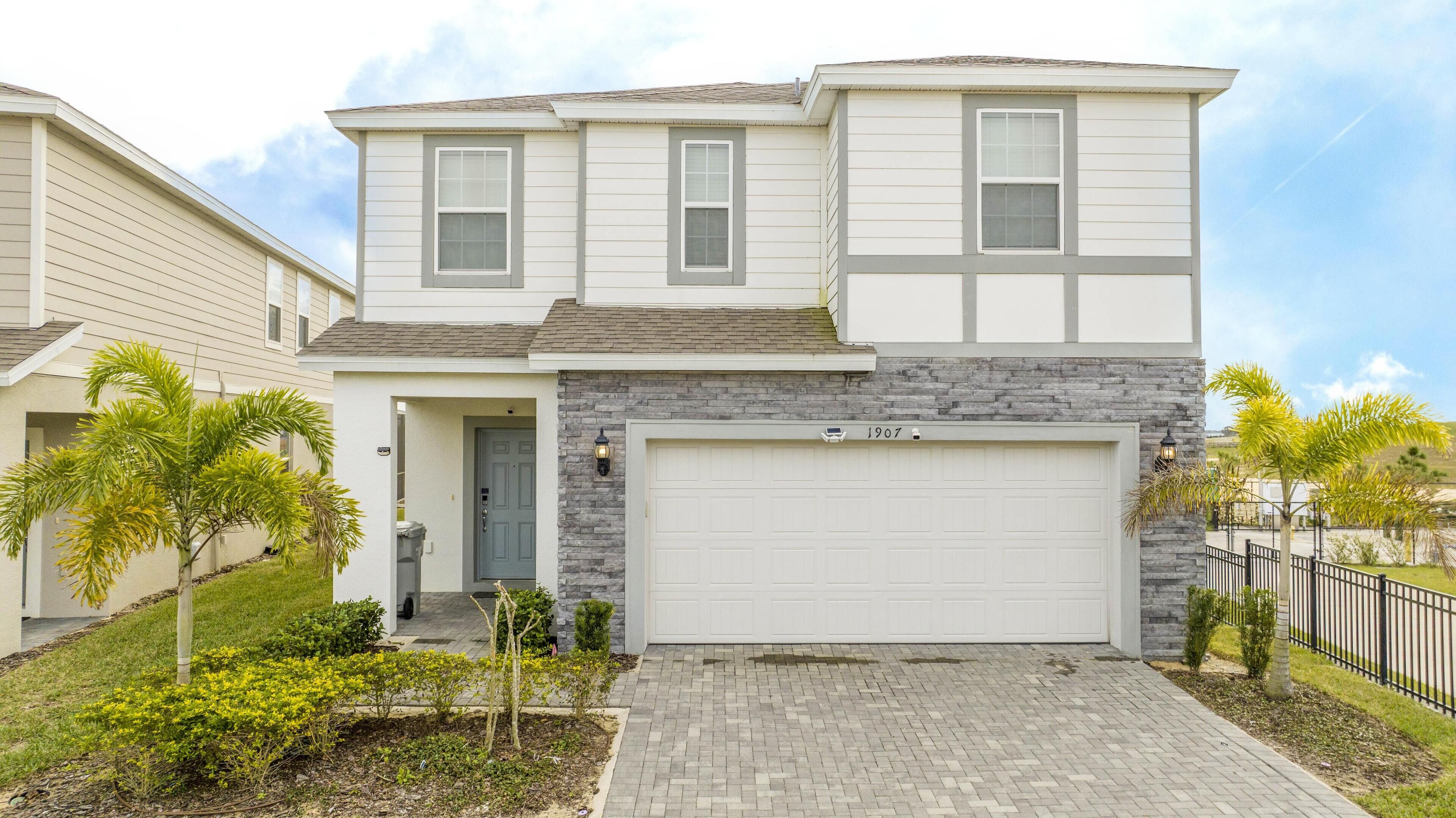 1907- Six Bedrooms + 2 Game Rooms, Pool & SPA / Windsor Island Resort