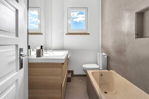 Badewanne, Haartrockner