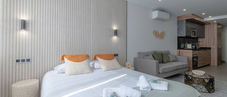 Bügeleisen/Bügelbrett, kostenloses WLAN