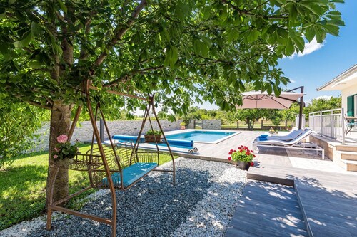 Rural Holiday Home Endi