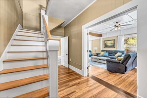 TV, offices - Beit Shalom (House of Peace) (Siloam Springs)
