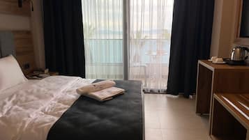 Chambre Standard | Coffres-forts dans les chambres, bureau