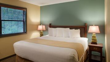 2 bedrooms, in-room safe, laptop workspace, iron/ironing board