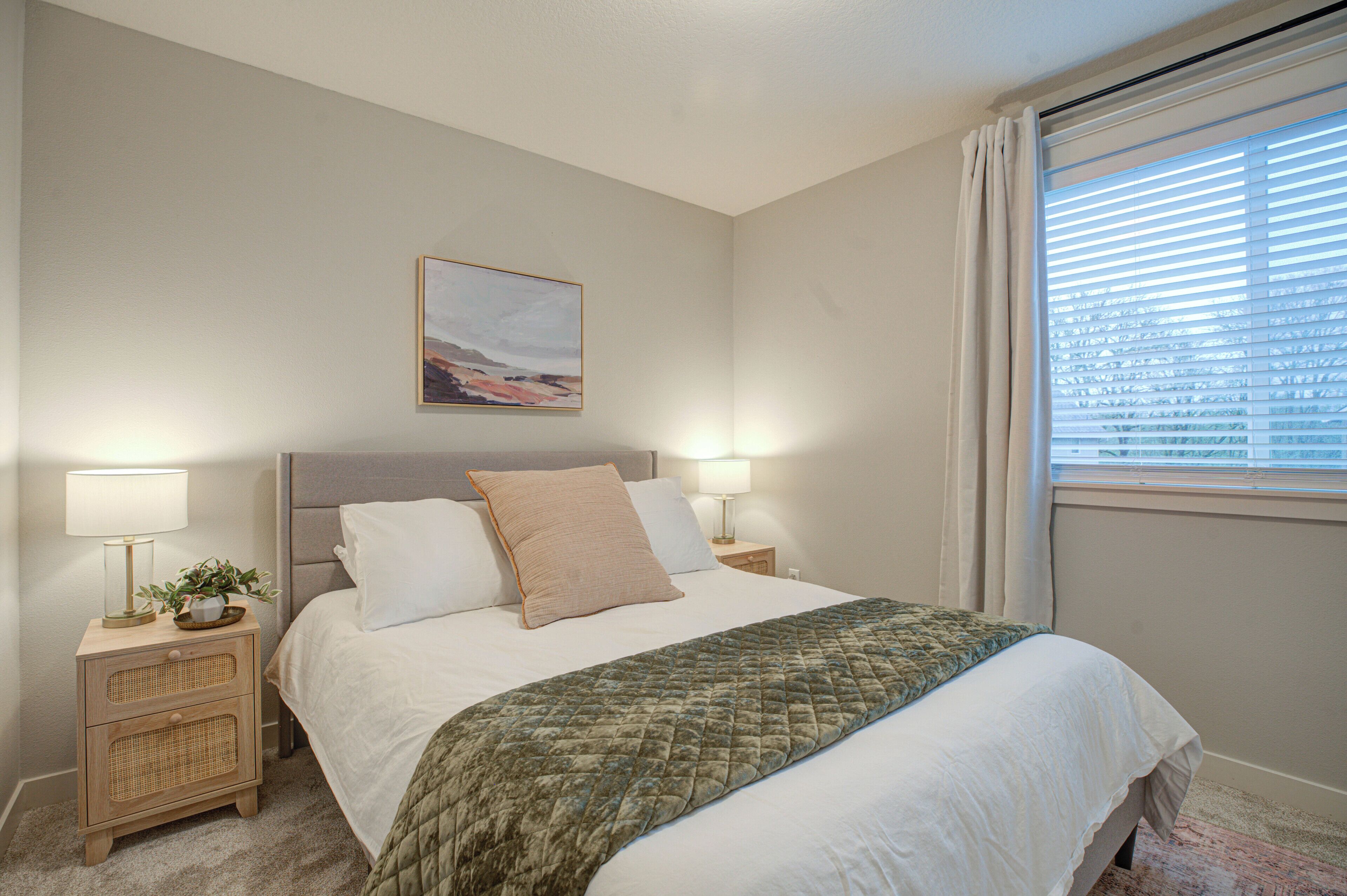 3 bedrooms, in-room safe, desk, iron/ironing board