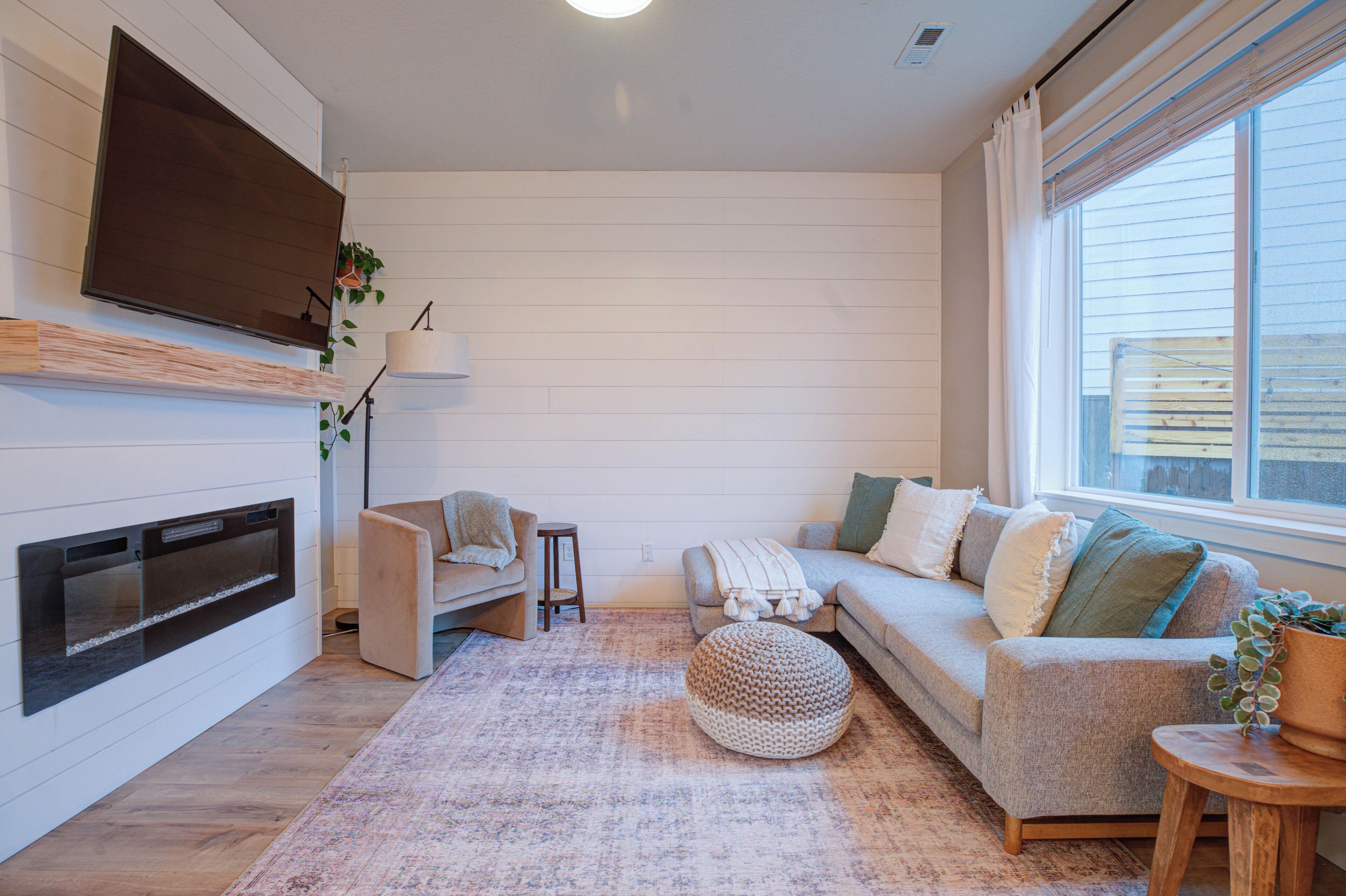 智能电视、壁炉