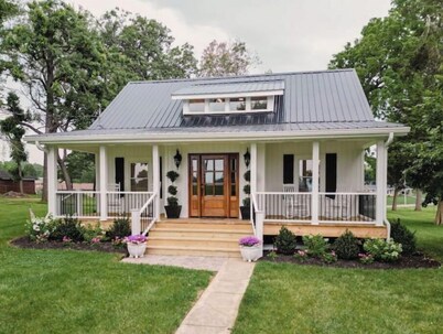 The Olde White House