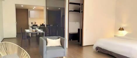 1 chambre, coffres-forts dans les chambres, bureau