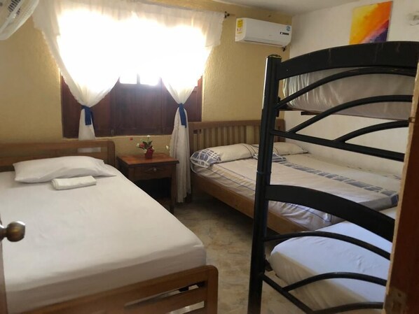 4 chambres, Wi-Fi, draps fournis