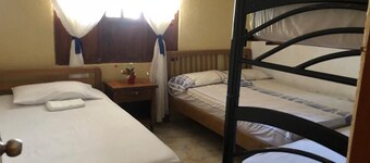 ACOGEDORA CASA PARAHOSPEDAJE EN LA HERMOSA BAHÍA DE TAGANGA