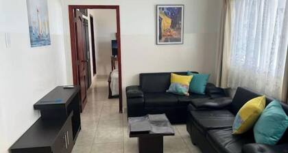 Charming Central Manta Oceanfront Apt