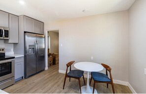 Private kitchen - Single Family Home in quiet neighborhood, 2BR 1.5BA (Chandler)