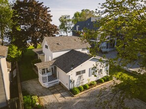 Exterior - Sauna, stunning views of Lake Erie, lakefront retreat (Kingsville)