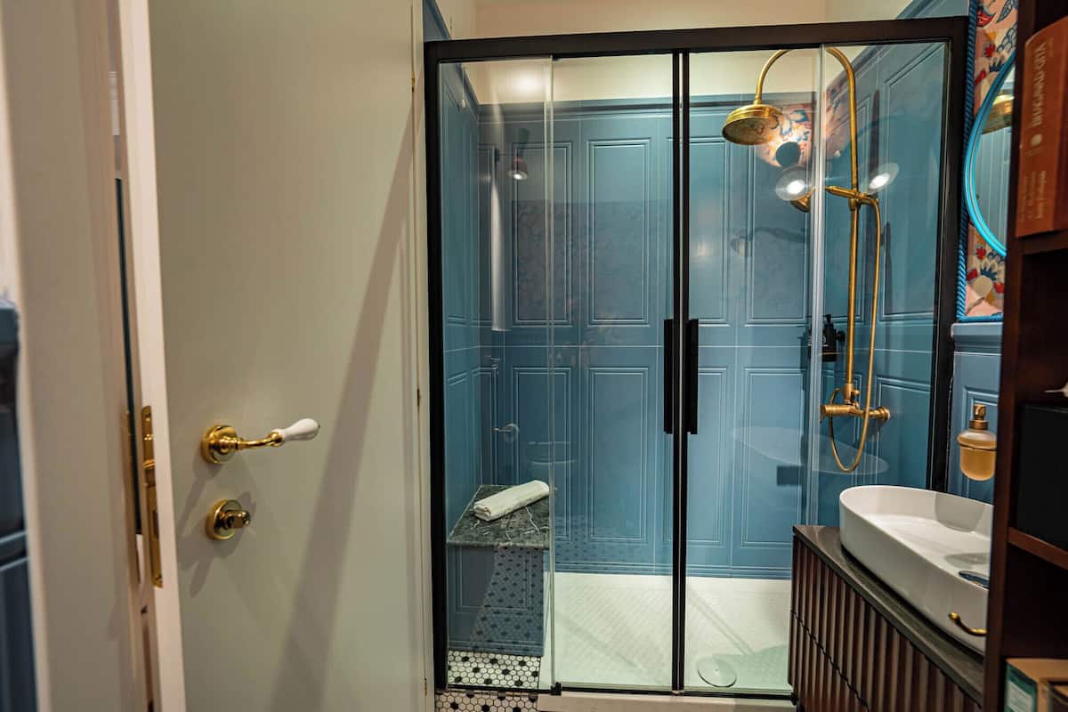 1 bedroom, minibar, in-room safe, individually furnished