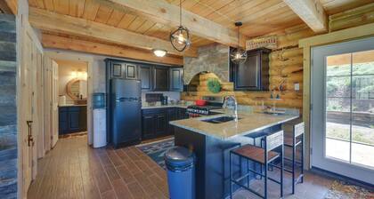 Mountain Cabin in Wyoming Range: Scenic & Remote!