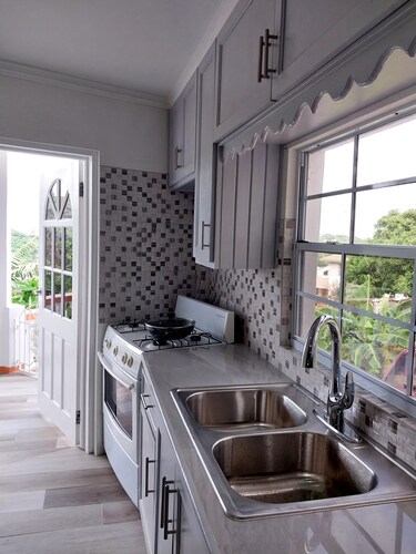 Relaxing and Romantic Apartment